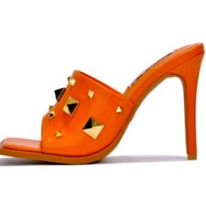 Nice copper colored heels